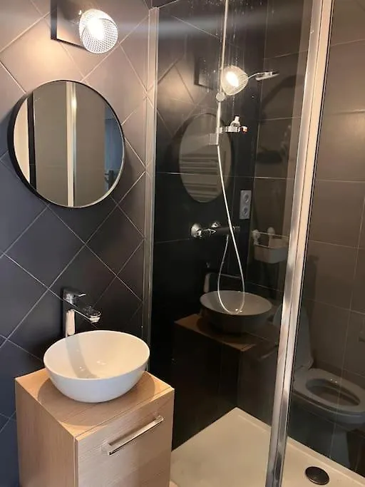 Apartment Appartement Moderne Paris Montmartre 2 A 4P